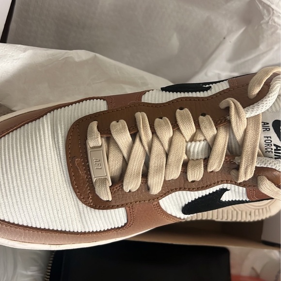 SOLD ! Nike Air Force 1 Air Ale Brown WMNS 10 - Picture 7 of 11